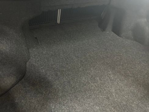 Used 2012 Toyota Camry XLE image 27