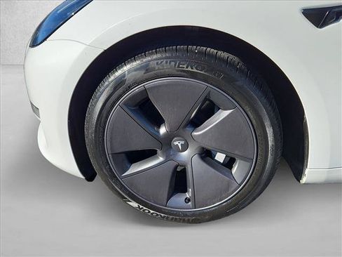 Used 2023 Tesla Model 3 Standard Range RWD image 23