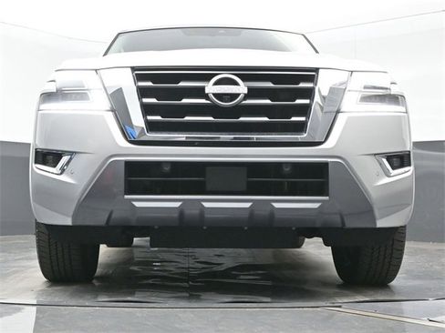 Used 2024 Nissan Armada Platinum w/ Captain's Chairs Package image 20