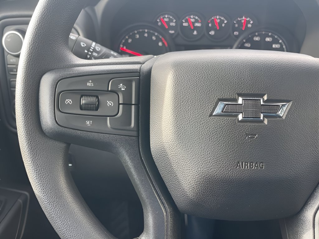 Used 2025 Chevrolet Silverado 1500 Custom Trail Boss AWD/4WD image 18