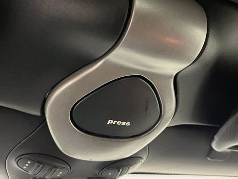 Used 2005 Porsche Boxster image 20