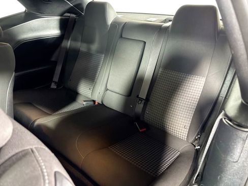 Used 2022 Dodge Challenger GT image 18