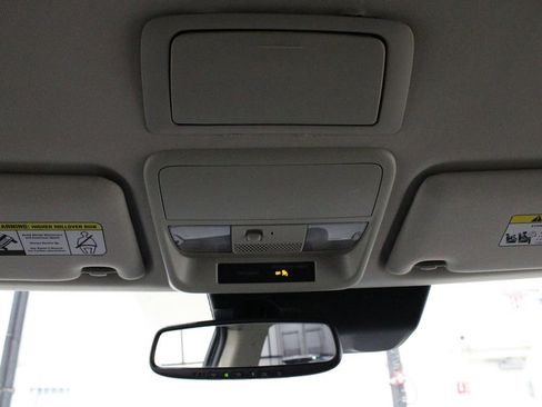 Used 2020 Mitsubishi Outlander SEL image 24