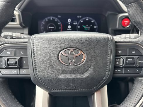 Certified 2025 Toyota 4Runner TRD Off-Road Premium AWD/4WD image 29