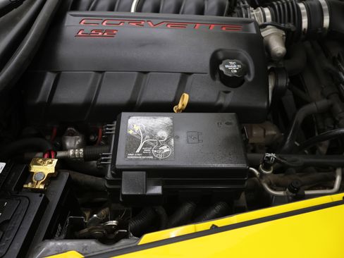 Used 2007 Chevrolet Corvette Convertible w/ Preferred Equipment Group RWD image 15