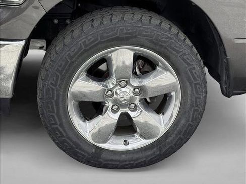 Used 2018 RAM 1500 Big Horn AWD/4WD image 9