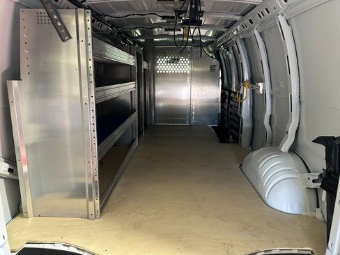 Used 2025 Chevrolet Express 2500 Extended w/ Communications Package image 7