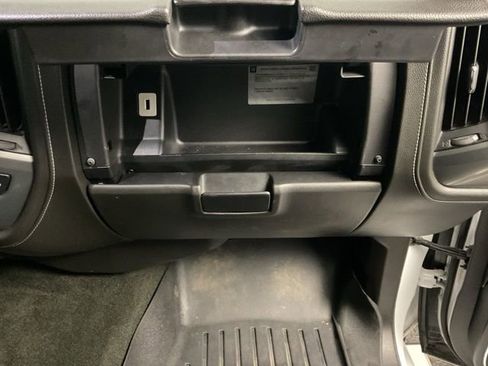 Used 2018 Chevrolet Silverado 1500 LTZ image 28