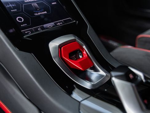 Used 2023 Lamborghini Huracan Tecnica RWD image 35