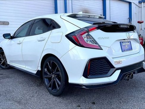 Used 2017 Honda Civic Sport Touring image 3