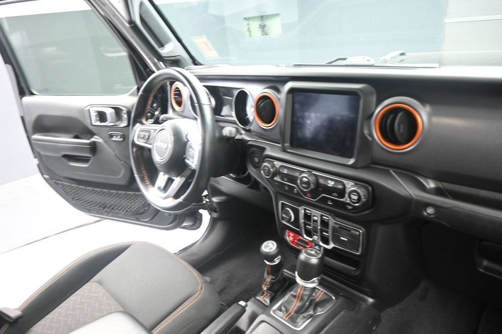 Used 2022 Jeep Gladiator Mojave w/ Trailer Tow Package AWD/4WD image 22