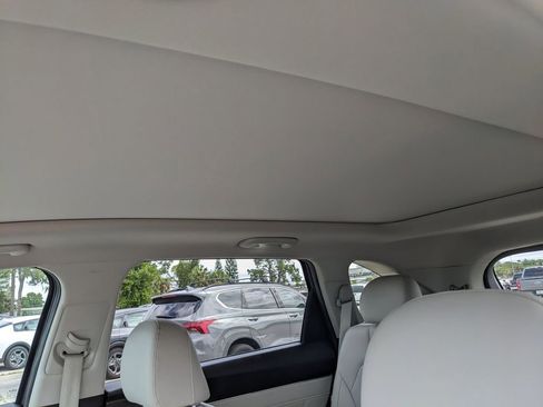 Certified 2023 Kia Sorento SX FWD image 23