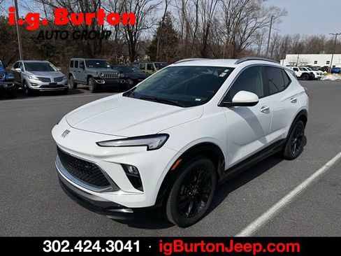 Used 2024 Buick Encore GX Sport Touring image 7