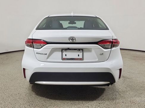 Used 2021 Toyota Corolla LE FWD image 6