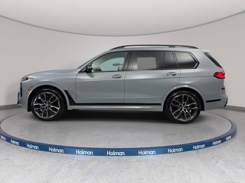 New 2026 BMW X7 M60i image 8