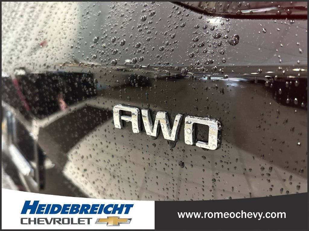 Used 2024 Chevrolet Blazer EV LT AWD/4WD image 38