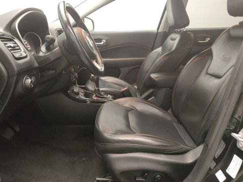 Used 2018 Jeep Compass Limited w/ Navigation Group image 17