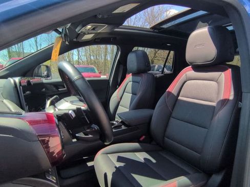 Used 2025 Chevrolet Equinox RS FWD image 23