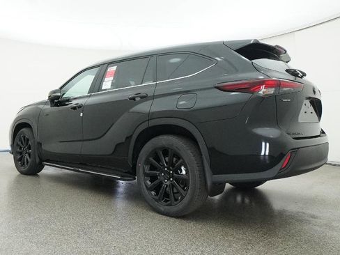 New 2026 Toyota Highlander XLE image 29