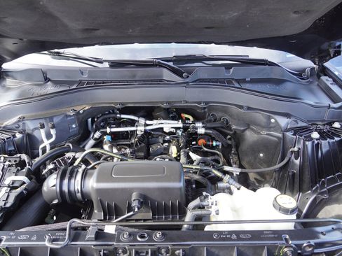 Used 2021 Ford Explorer XLT w/ Equipment Group 202A image 15