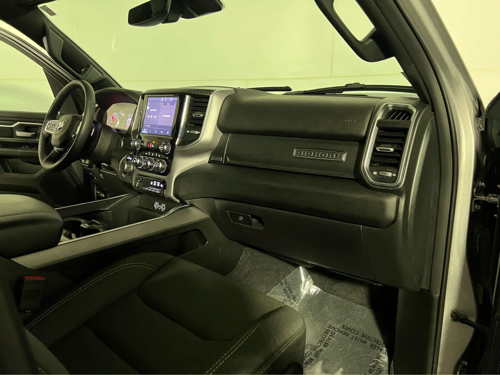 Used 2025 RAM 1500 Big Horn AWD/4WD image 27