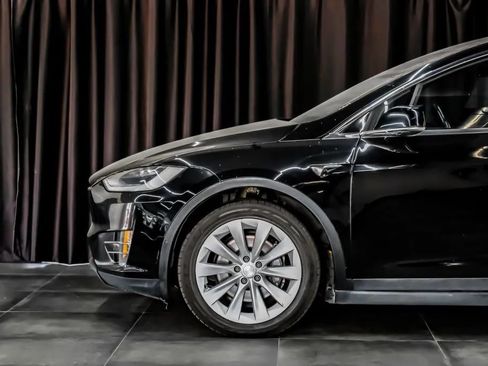 Used 2020 Tesla Model X Long Range AWD/4WD image 18