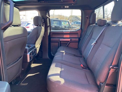 Used 2018 Ford F150 XLT w/ Equipment Group 302A Luxury image 22