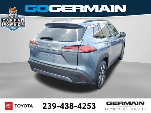 Certified 2023 Toyota Corolla Cross XLE w/ Convenience Package FWD image 9