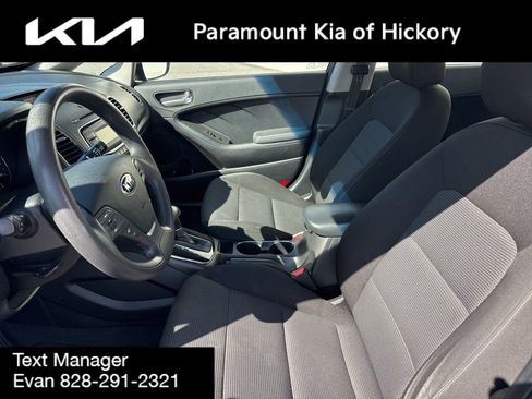 Used 2017 Kia Forte LX FWD image 16