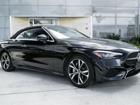 Used 2025 Mercedes-Benz CLE 300 4MATIC Cabriolet image 6