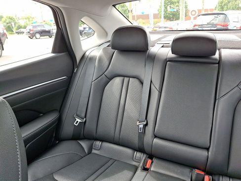 Used 2023 Hyundai Sonata Limited image 12