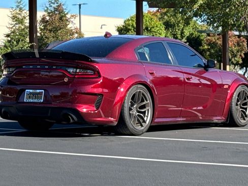 Used 2020 Dodge Charger Scat Pack image 5