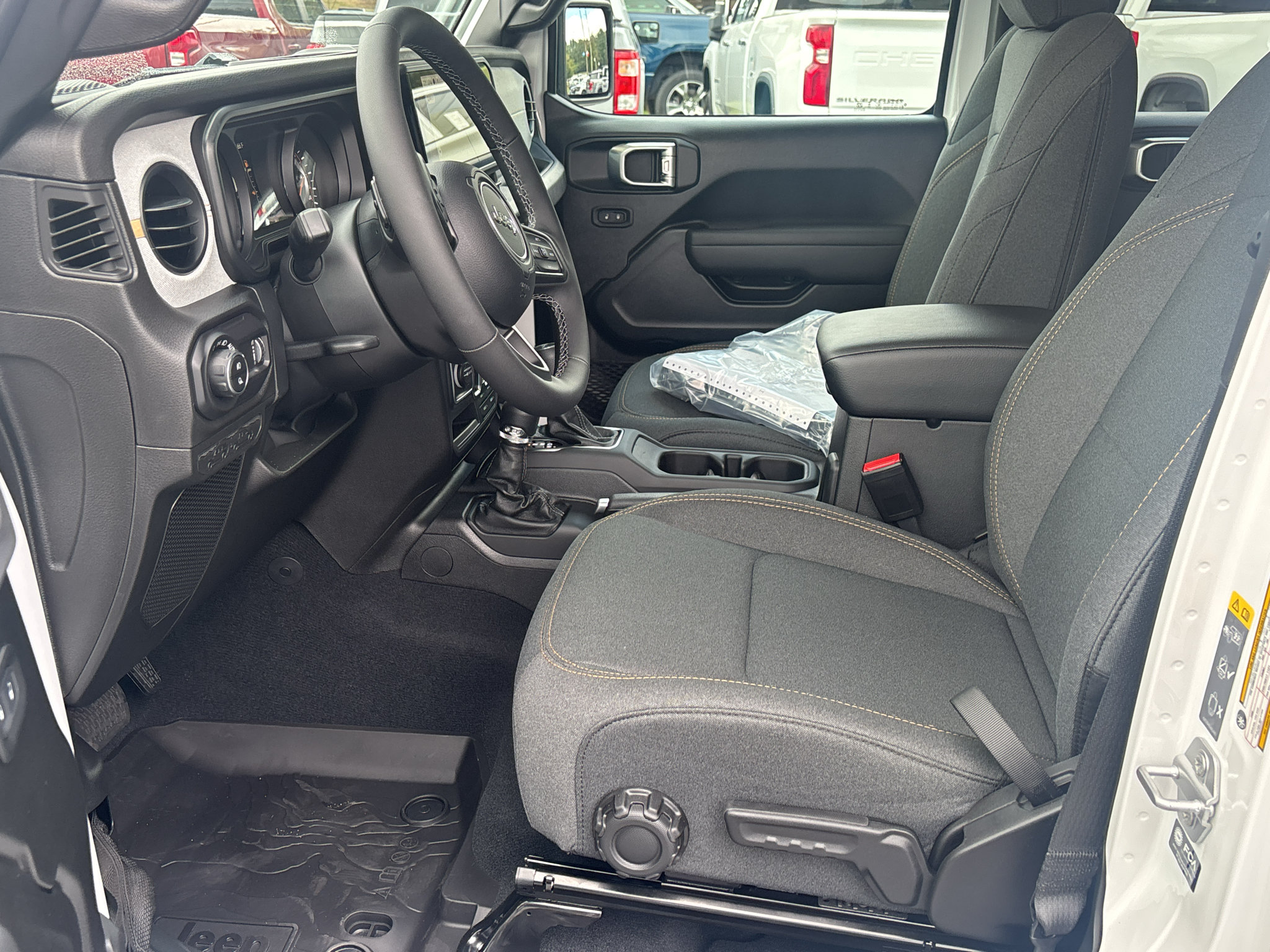 New 2027 Jeep Gladiator Sport AWD/4WD image 10