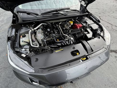 Used 2025 Nissan Sentra SV FWD image 27