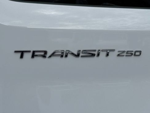 Used 2025 Ford Transit 250 Low Roof w/ Exterior Upgrade Package RWD image 18