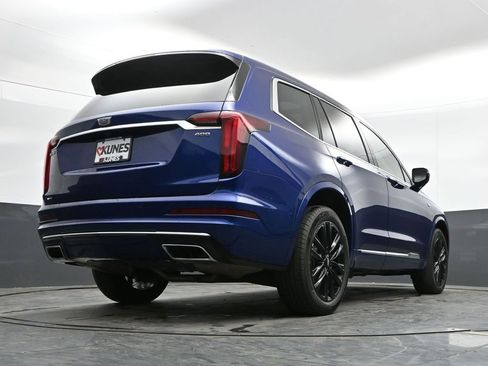 Used 2024 Cadillac XT6 Premium Luxury AWD/4WD image 41