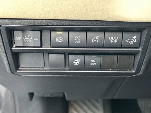 Used 2023 Toyota Tundra 1794 Edition image 20