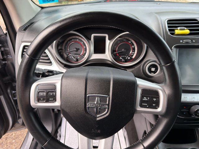 Used 2018 Dodge Journey SXT w/ Premium Group FWD image 16