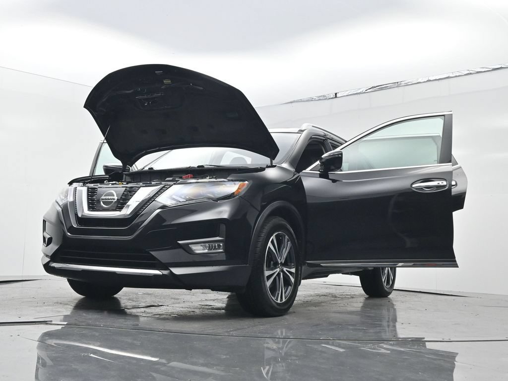 Used 2017 Nissan Rogue SL w/ SL Premium Package FWD image 31
