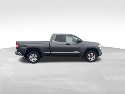 Used 2016 Toyota Tundra SR5 image 6