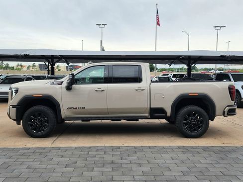 New 2026 GMC Sierra 2500 AT4 w/ AT4 Premium Plus Package AWD/4WD image 6