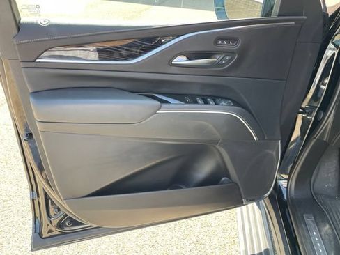 Used 2023 Cadillac Escalade Sport w/ Touring Package AWD/4WD image 21