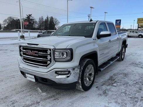 Used 2018 GMC Sierra 1500 SLT w/ SLT Premium Package image 31