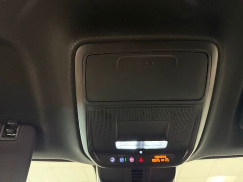 New 2026 Chevrolet Traverse LT image 20