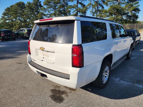 Used 2015 Chevrolet Suburban LT AWD/4WD image 6