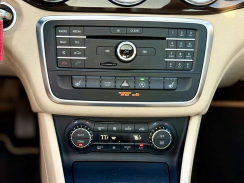 Used 2016 Mercedes-Benz CLA 250 image 27