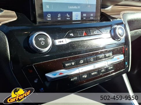 Used 2025 Ford Explorer ST-Line w/ Premium Package image 30