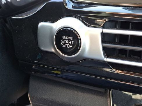 Used 2023 Kia Seltos EX image 13