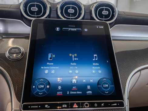 Certified 2024 Mercedes-Benz GLC 300 image 20