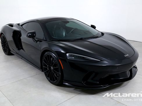 Used 2023 McLaren GT image 3